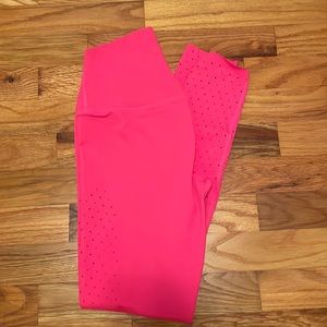 BuffBunny Hot pink Laser Leggings